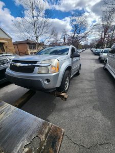 Fast cash for a silver Chevy SUV in Chicago, IL 60634.